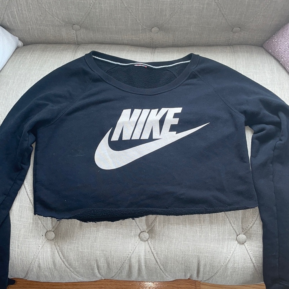 Nike cropped sweatshirt